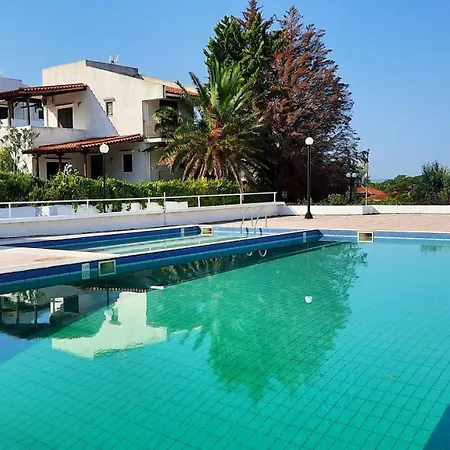 Sonia's House With Garden Vakantiehuis *