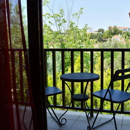 Sonia's House With Garden Casa vacanze *