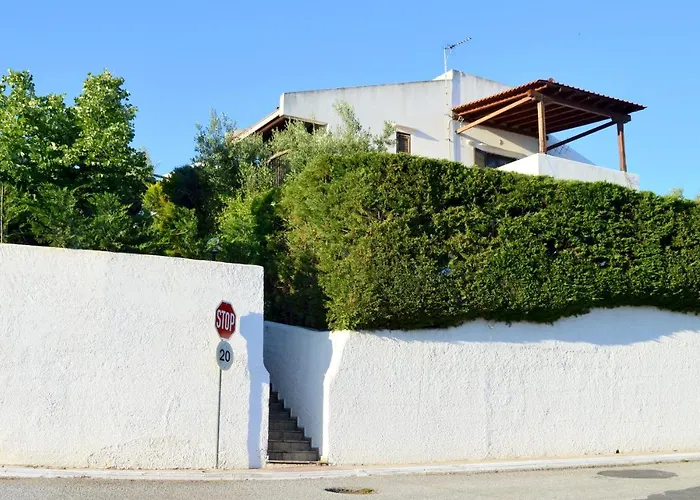 Sonia's House With Garden בית נופש *